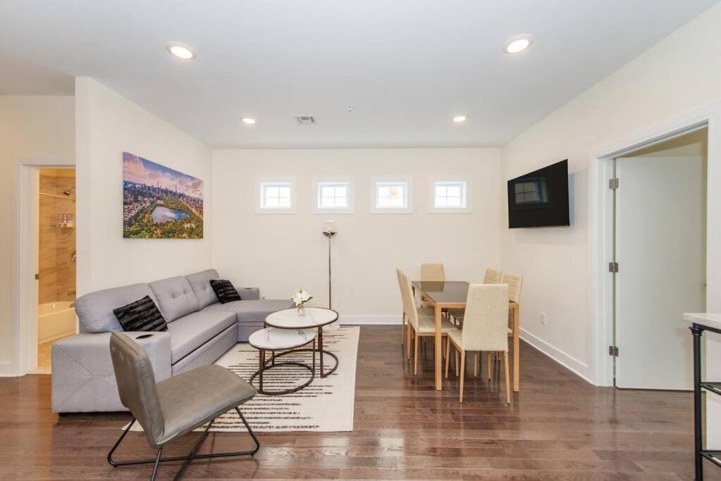 Stylish Chic Condo Nyc At Fingertips North Bergen Eksteriør billede