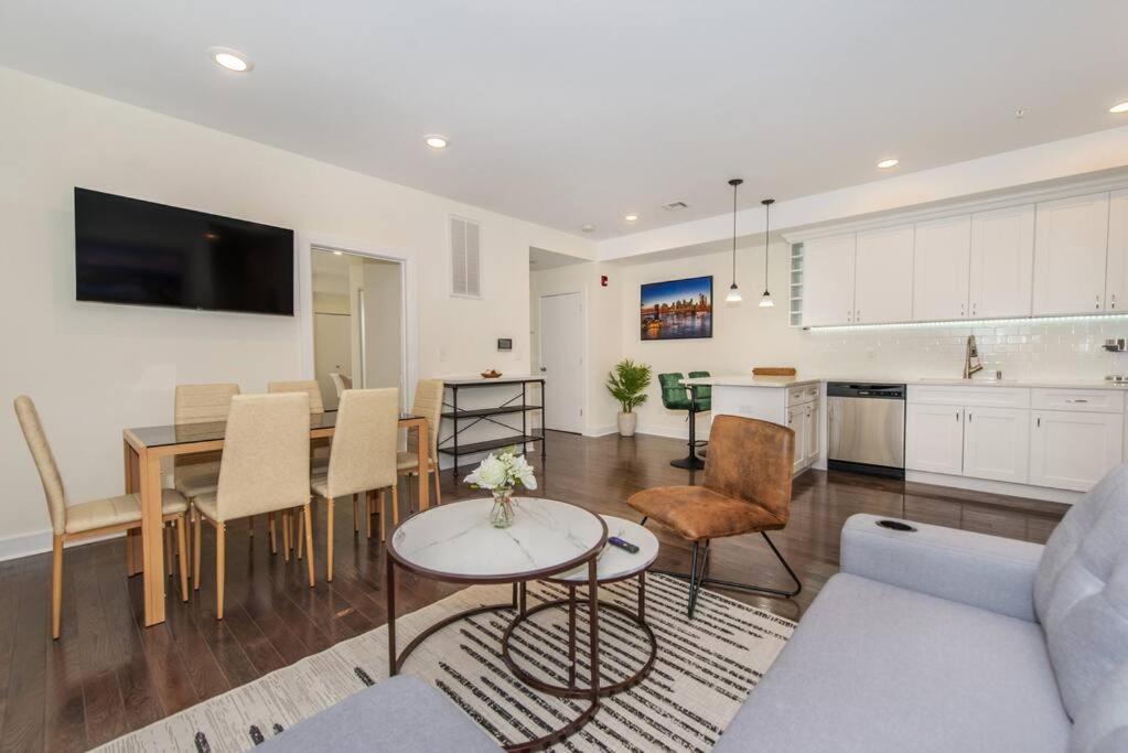 Stylish Chic Condo Nyc At Fingertips North Bergen Eksteriør billede